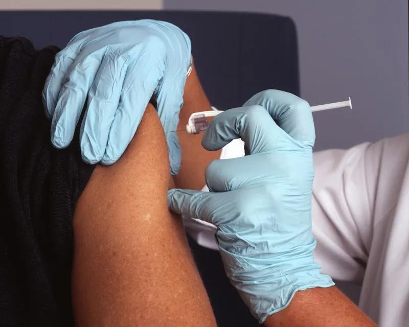 广州某生物医疗耗材出口企业：多语言矩阵站斩获拉美政府采购
